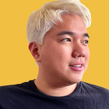 Giancarlo N. - Freelance Infographic Designer