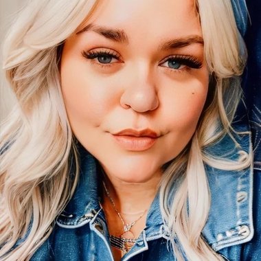 Meghan M. - Freelance Social Media Freelancer