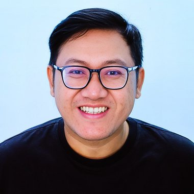 Tonthowi A. - Freelance Web Designer