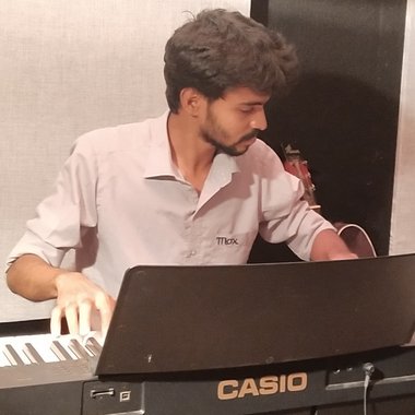 Vel63362 - Freelance Dj