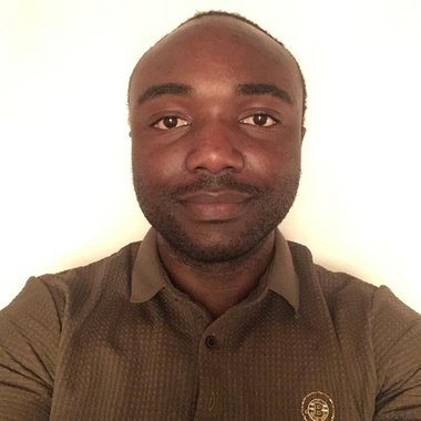 Takunda D. - Freelance Web Developer