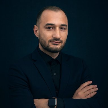 Levon B. - Freelance Developer