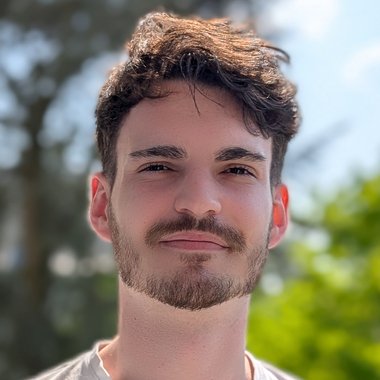 Zacharie H. - Freelance Textile Designer