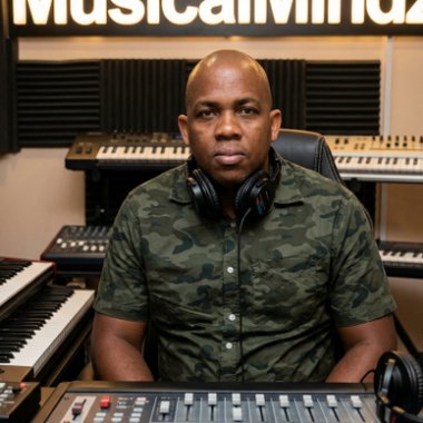 Damain (. - Freelance Songwriter