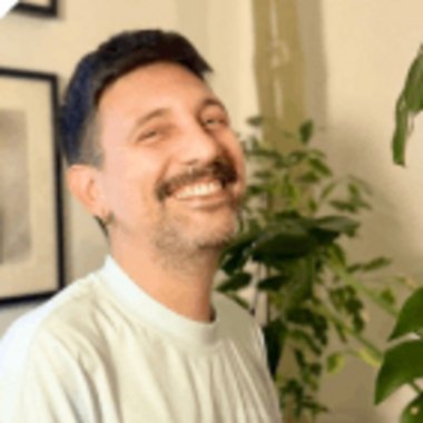 Tiziano C. - Freelance Textile Designer