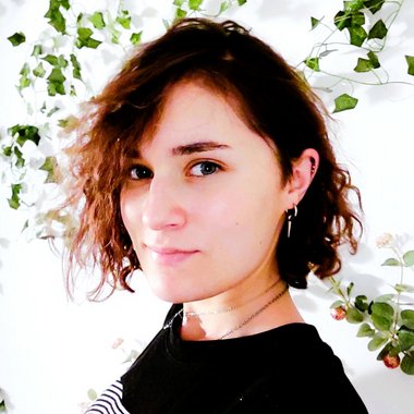 Lili P. - Freelance Filmmaker