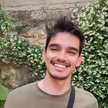 Juan L. - Freelance Performance Marketer
