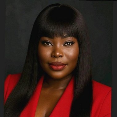 MABEL D. - Freelance Video Editor