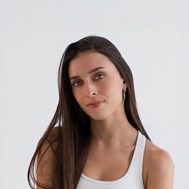 Coraline N. - Freelance 3d Visualizer