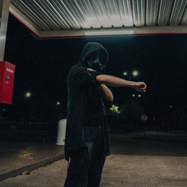 Julien (. - Freelance Music Producer