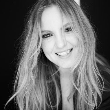 Olha O. - Freelance Videographer