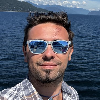 Martin F. - Freelance App Developer