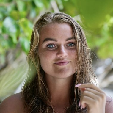 Manon K. - Freelance Presenter