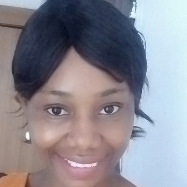 Ptty - Freelance Hair And Makeup