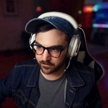 Drew M. - Freelance Motion Graphic Designer