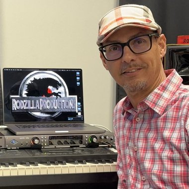 Felix R. - Freelance Music Producer