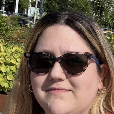 Marie S. - Freelance Digital Marketer