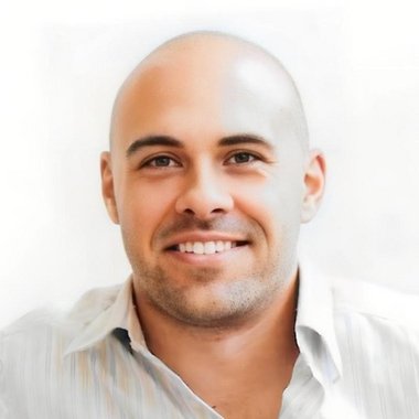Derek P. - Freelance Designer