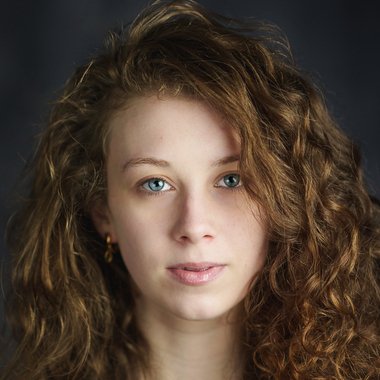 freya s. - Freelance Assistant Editor