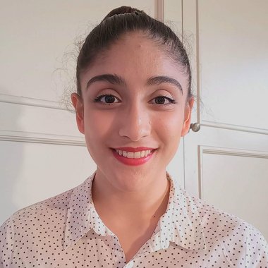 fridasais - Freelance Screenwriter