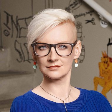 Jennifer E. - Freelance Book Cover Designer