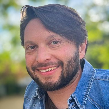 Tom M. - Freelance Camera Operator