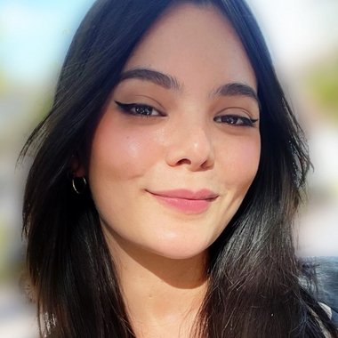 giuliana o. - Freelance Brand Designer