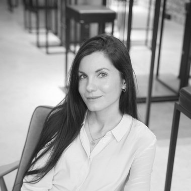 Anna I. - Freelance Web Designer