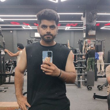 Parth G. - Freelance Ugc Creator