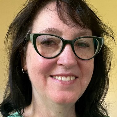 Lisa D. - Freelance Web Designer