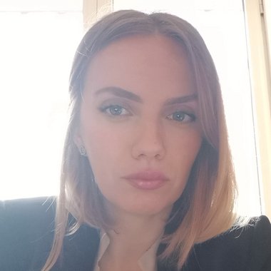 Jelena T. - Freelance Co Writer
