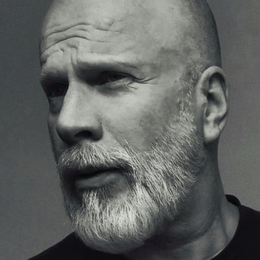 Micke V. - Freelance Content Creator