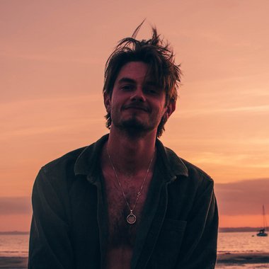 LIAM D. - Freelance Artist