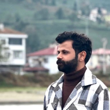 Hadi - Freelance Photographer