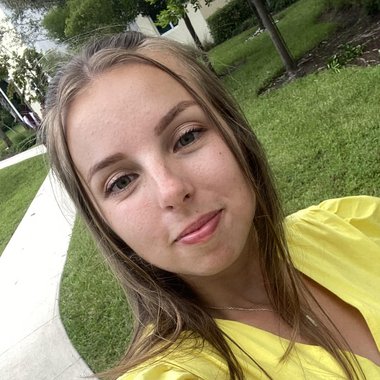 Laura N. - Freelance Production Manager