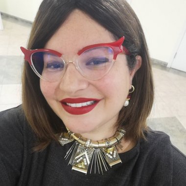 Dana N. - Freelance Social Media Manager