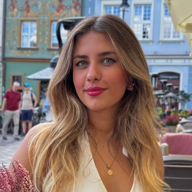 Sylvia S. - Freelance Video Editor