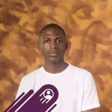 Bamidele S. - Freelance T Shirt Designer