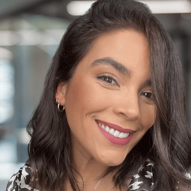 Julia B. - Freelance Product Designer