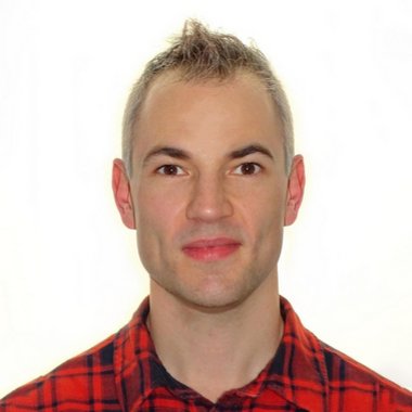Robin S. - Freelance Designer