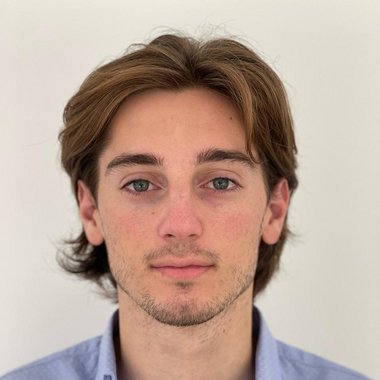 Ian C. - Freelance App Designer