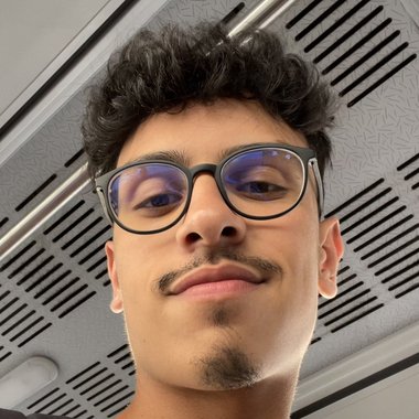 zouhair - Freelance Singer
