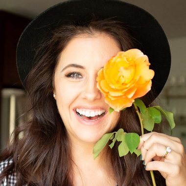 Lindsey F. - Freelance Web Designer