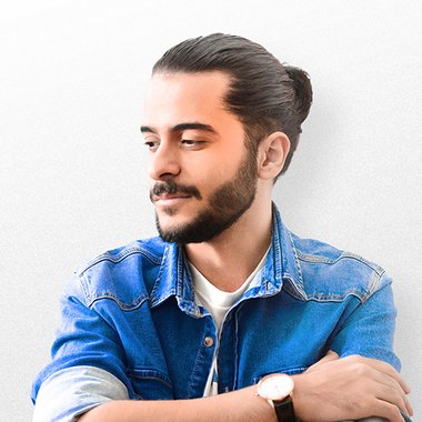 Parsa - Freelance Graphic Designer