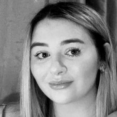 hollyvita - Freelance Sound Technician