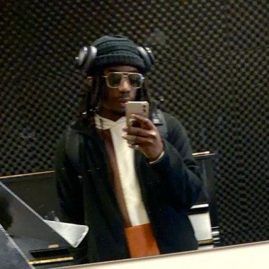 Calin - Freelance Musician