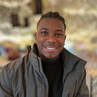 Nicolas V. - Freelance Web Developer