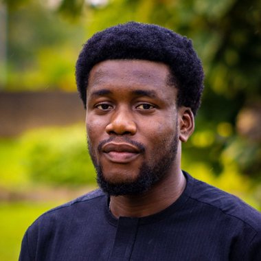 Emmanuel O. - Freelance Graphic Designer