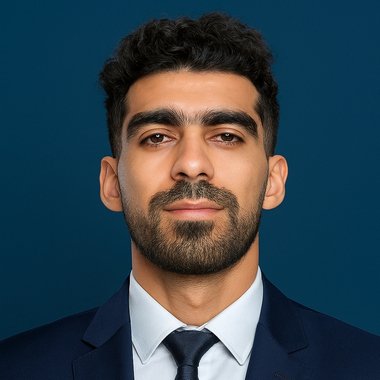 Hamza R. - Freelance Designer