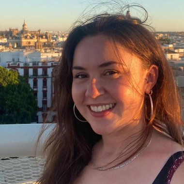 Ami S. - Freelance Graphic Designer